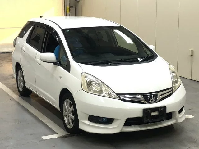 Honda Fit Shuttle GG7 2014